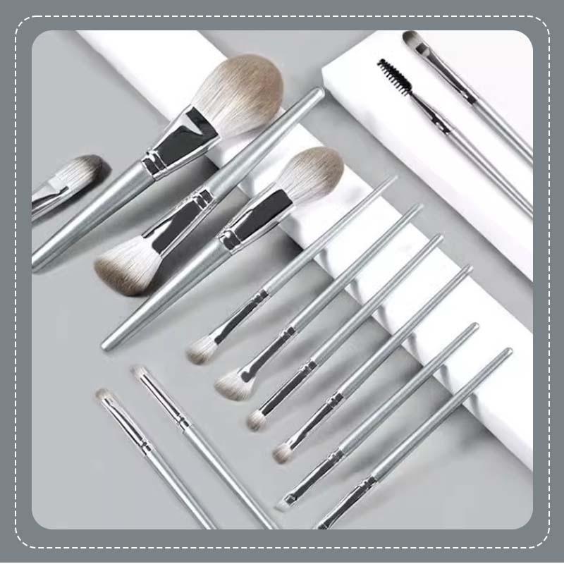 14-częściowy Zestaw Pędzli do  – Merit Beauty Makeup recenzja i cena