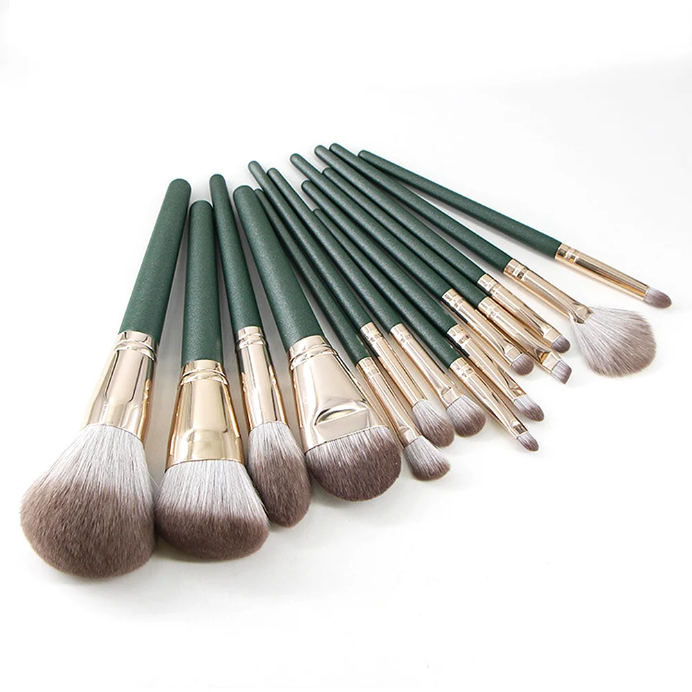 14 szt. Pędzli do makijażu Mię – Huda Beauty Makeup Brush Set recenzja i cena